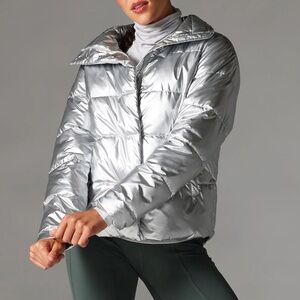 Tavi Women's Silver Puffer Jacket super cute and warm 🩶🩶🩶